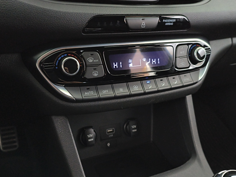 Hyundai i30, 2021
