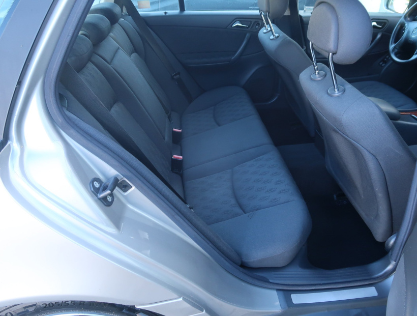 Mercedes-Benz C, 2002