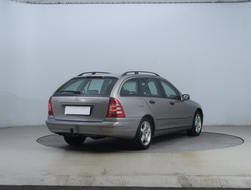 Mercedes-Benz C, 2002