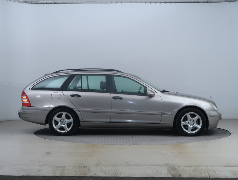 Mercedes-Benz C, 2002