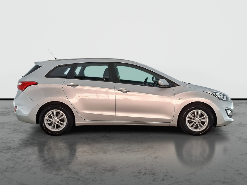 Hyundai i30, 2016