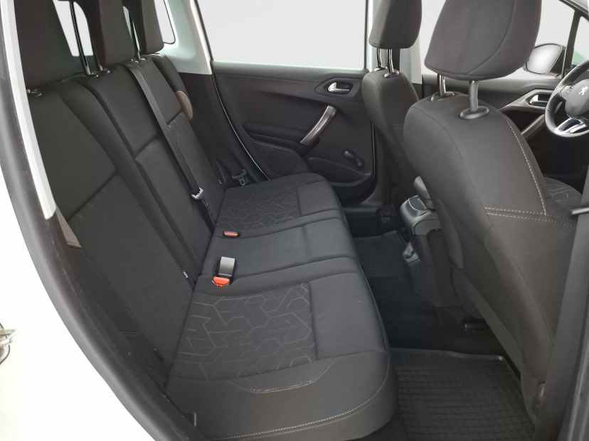 Peugeot 2008, 2016