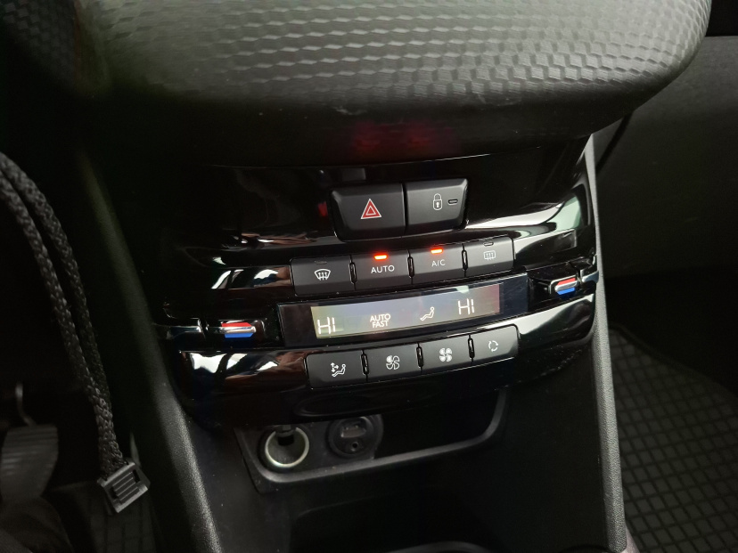 Peugeot 2008, 2016