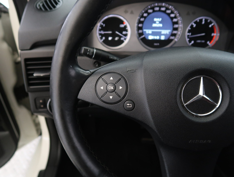 Mercedes-Benz GLK, 2010