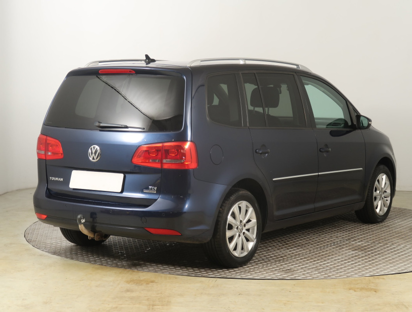 Volkswagen Touran, 2013