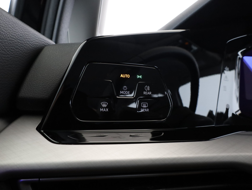 Volkswagen Golf, 2021