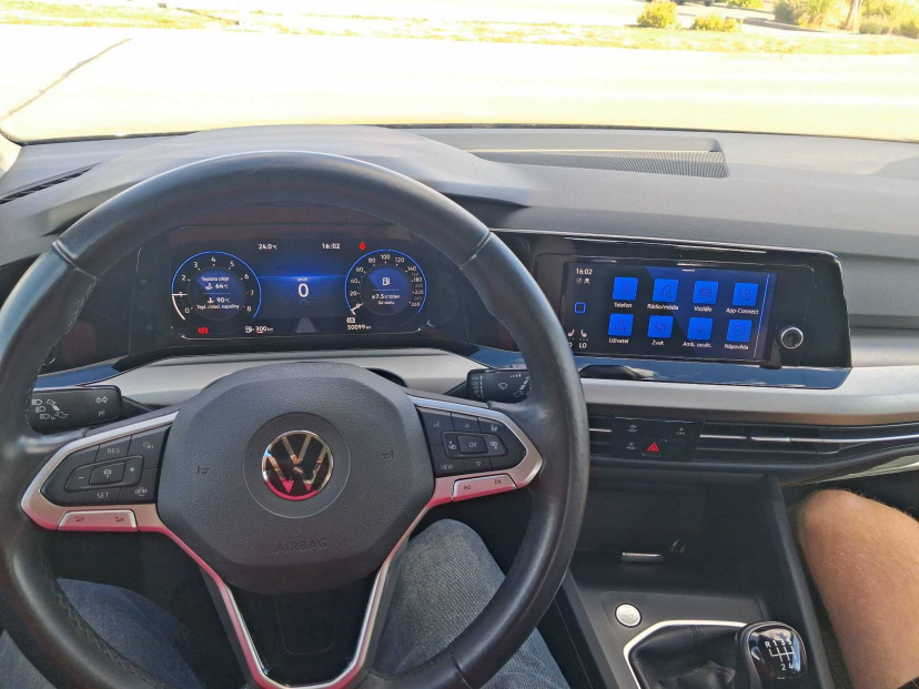 Volkswagen Golf, 2021