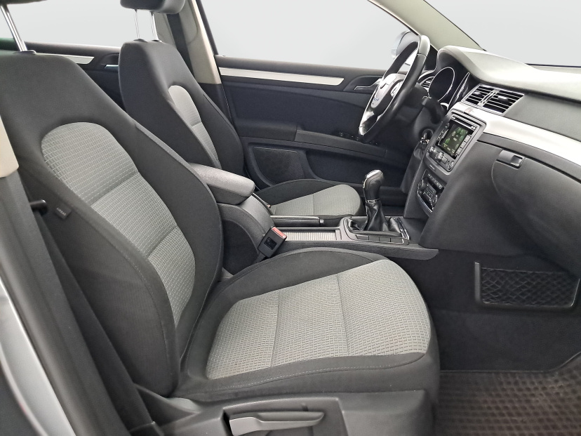 Škoda Superb, 2012