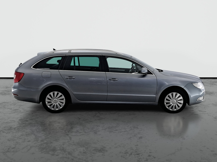 Škoda Superb, 2012
