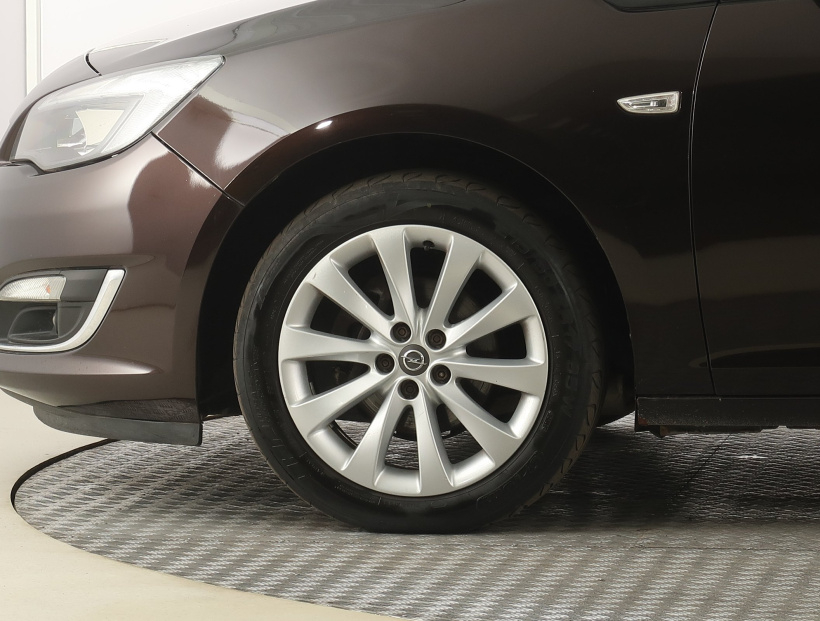 Opel Astra, 2013