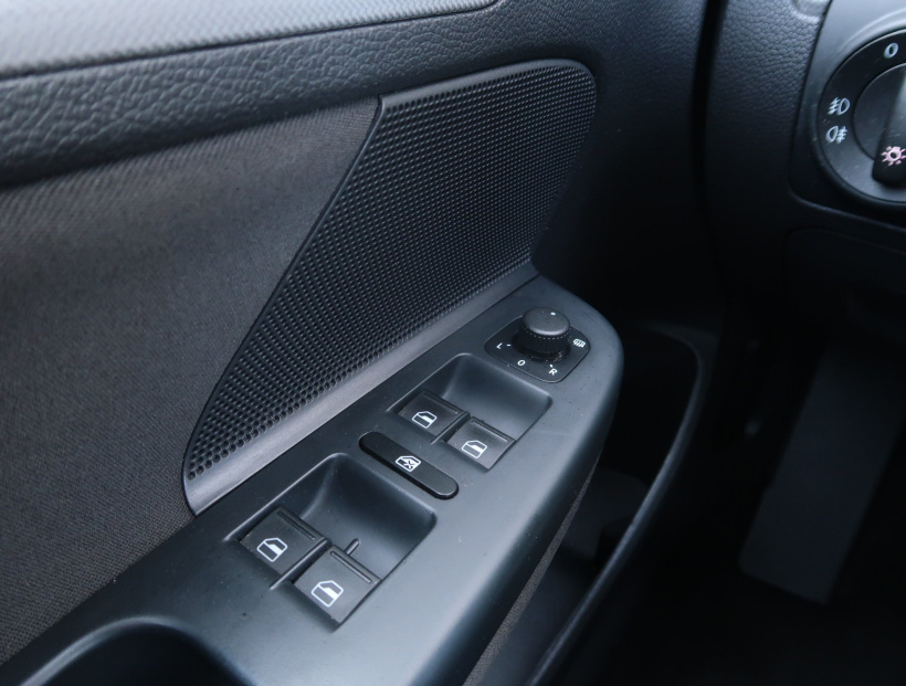 Volkswagen Golf, 2012