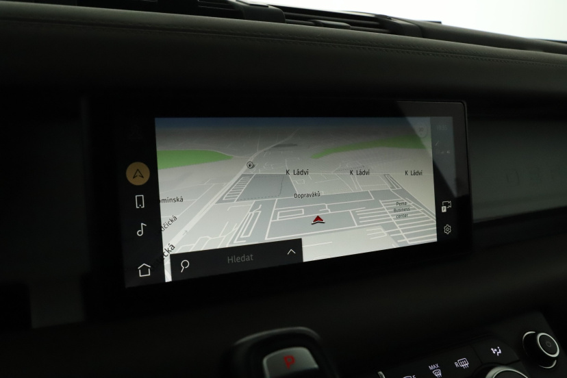 Land Rover Defender, 2021