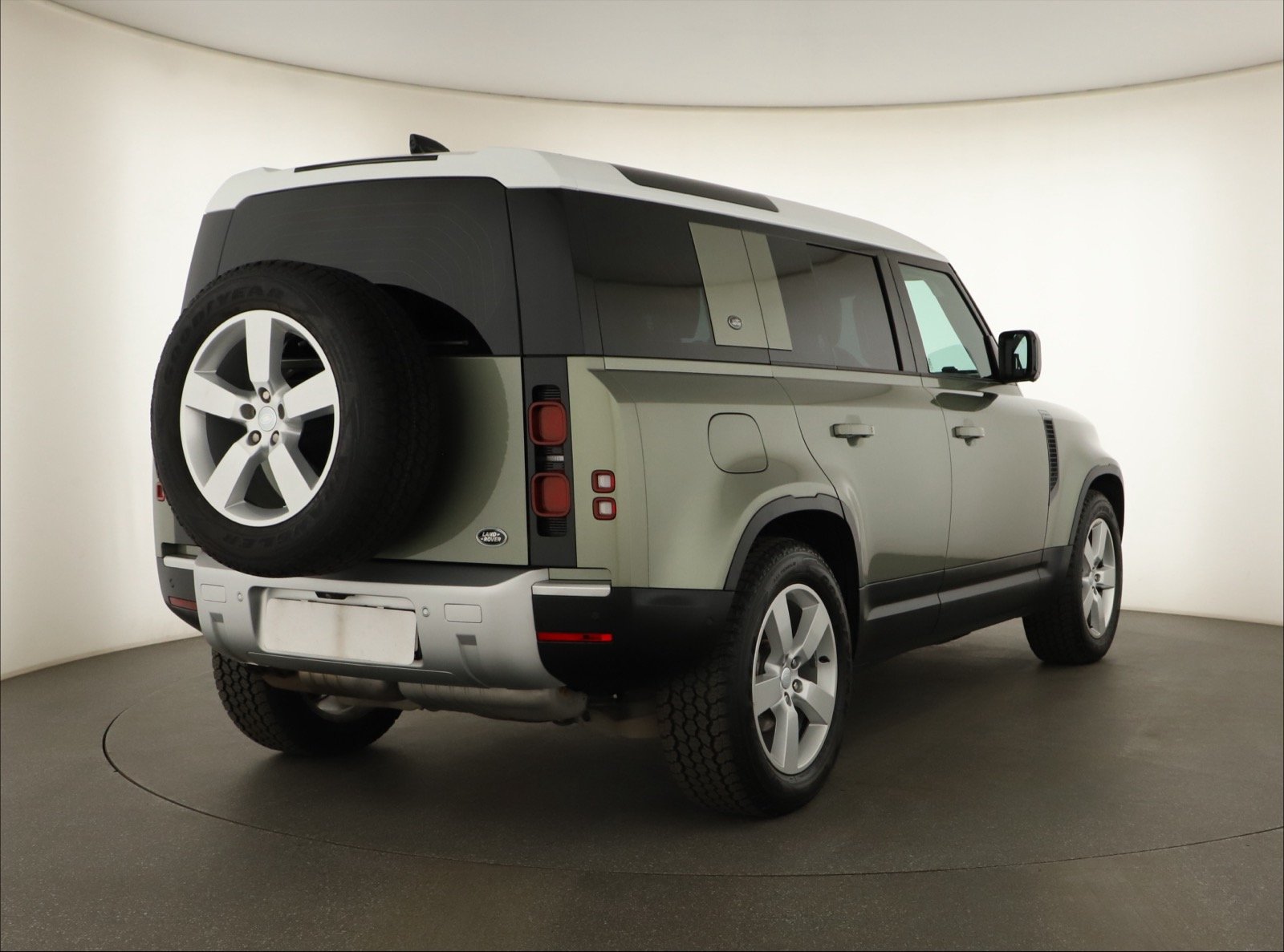 Land Rover Defender - 2021