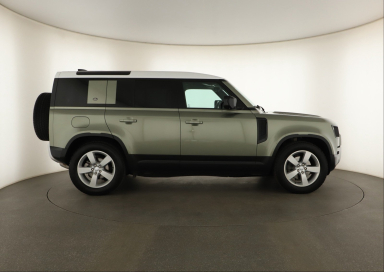 Land Rover Defender - 2021