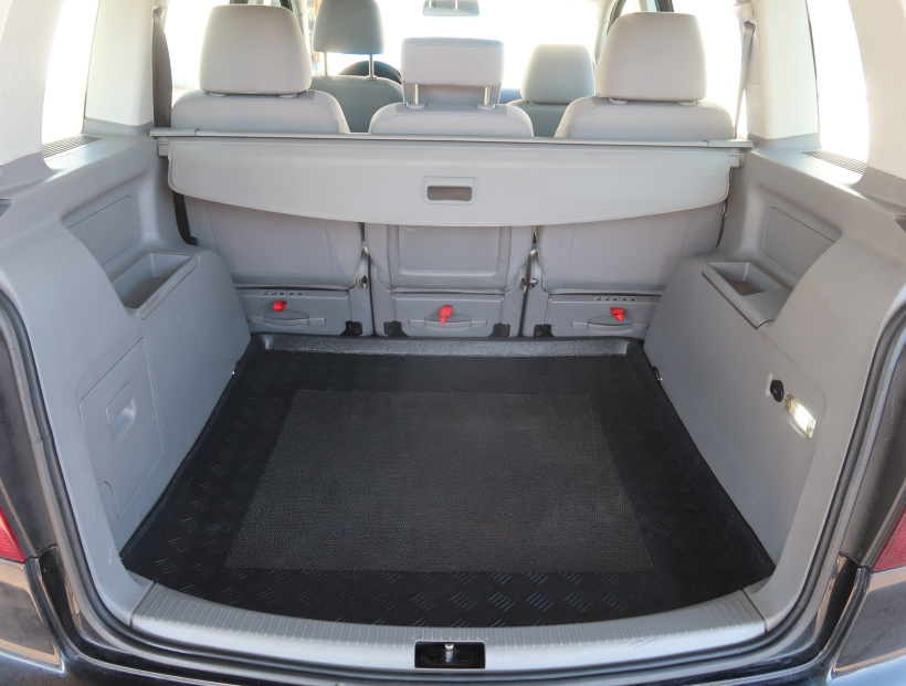 Volkswagen Touran, 2008