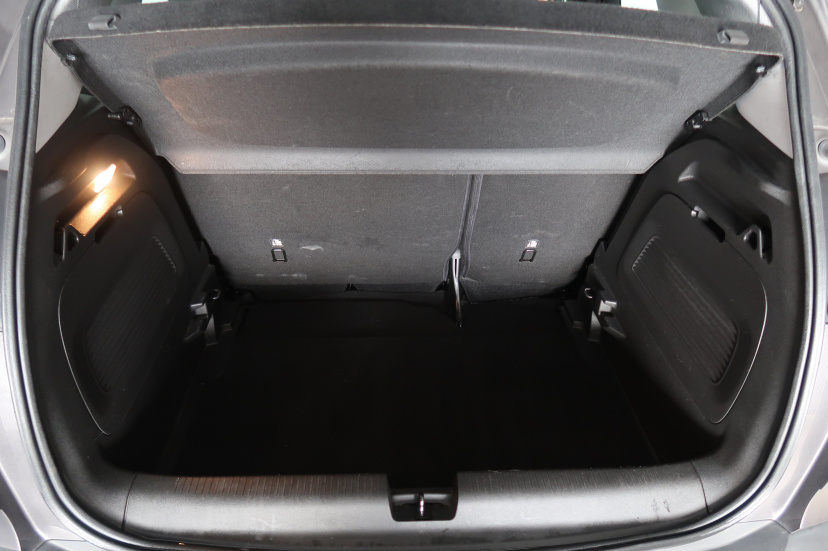 Opel Crossland, 2019