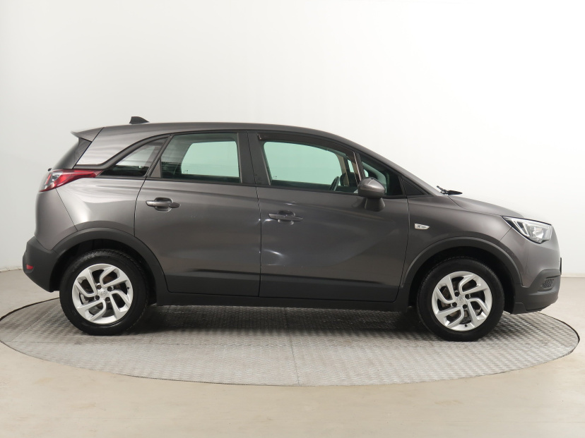 Opel Crossland, 2019
