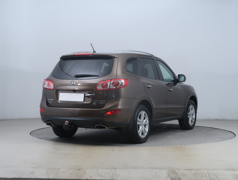 Hyundai Santa Fe, 2010