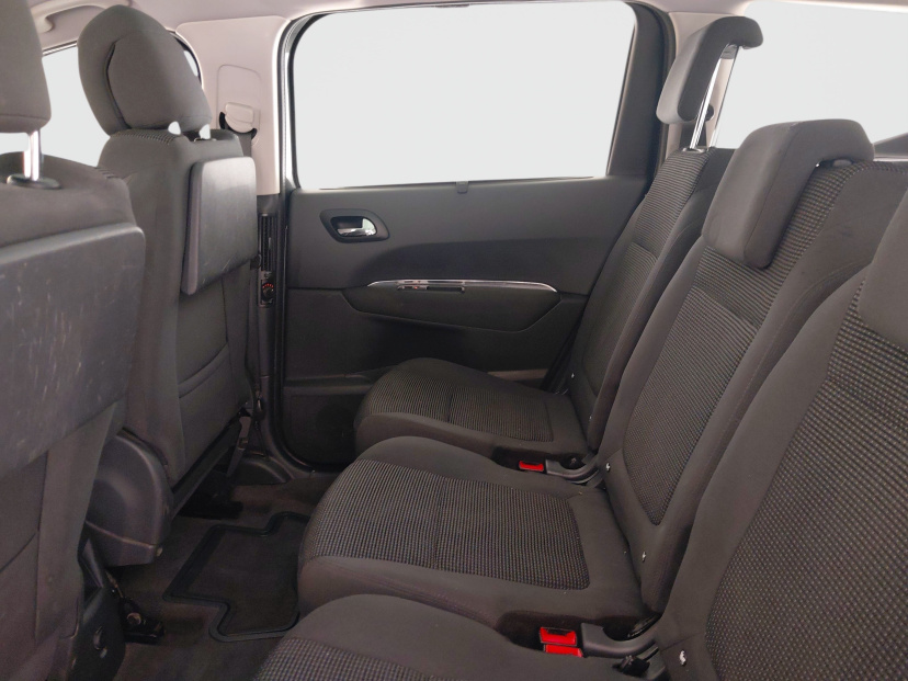 Peugeot 5008, 2013