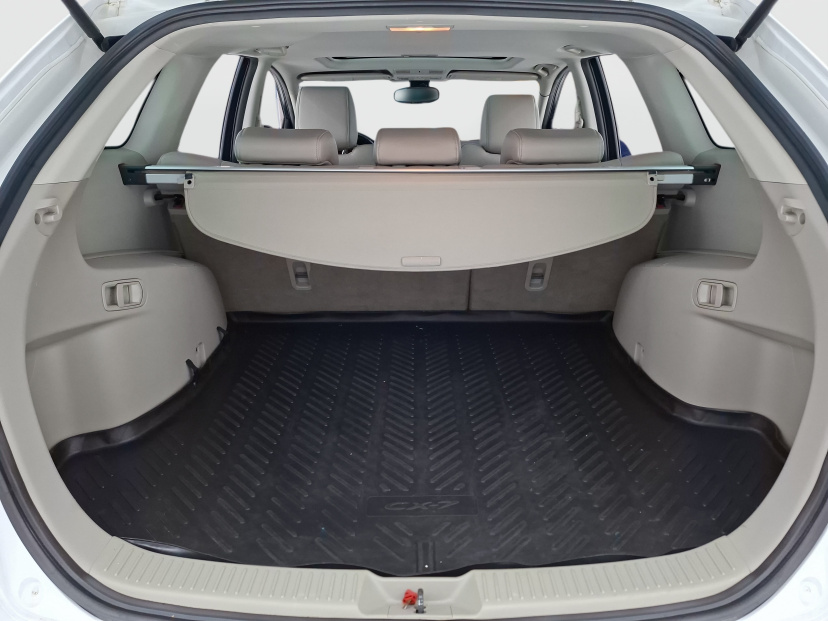 Mazda CX-7, 2011