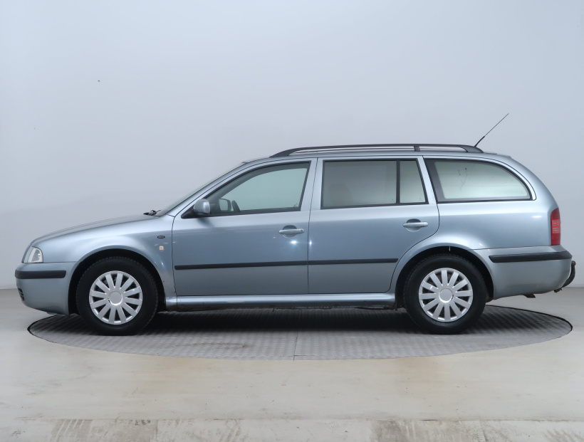 Škoda Octavia, 2002