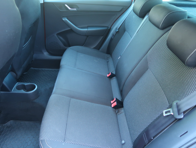 Škoda Rapid Spaceback, 2014