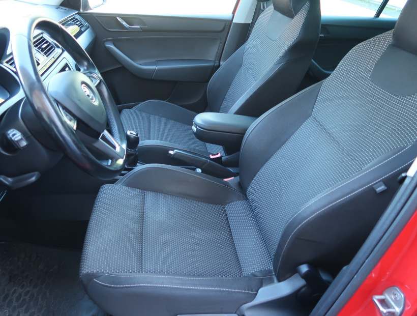 Škoda Rapid Spaceback, 2014