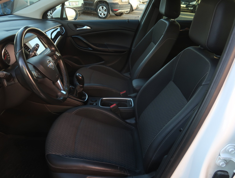 Opel Astra, 2016