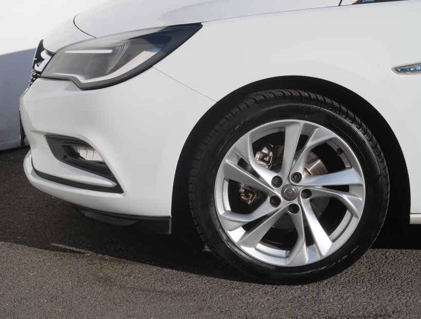 Opel Astra, 2016