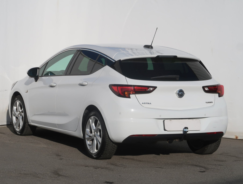 Opel Astra, 2016