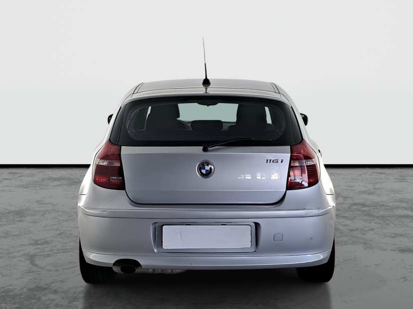BMW 1, 2010