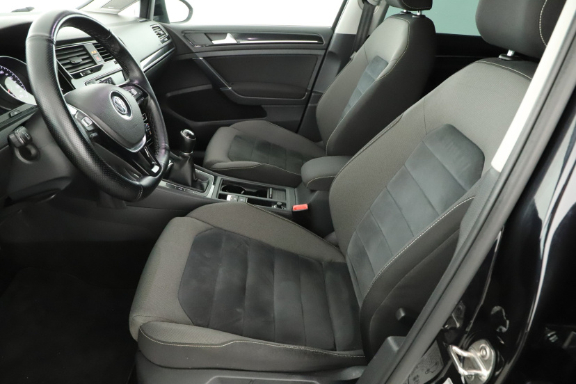 Volkswagen Golf, 2016