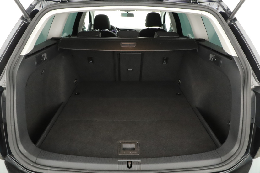 Volkswagen Golf, 2016