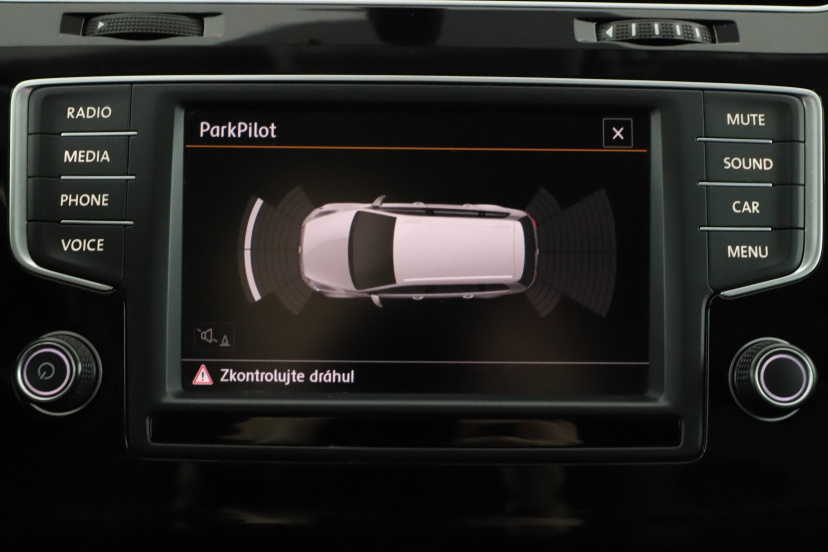 Volkswagen Golf, 2016