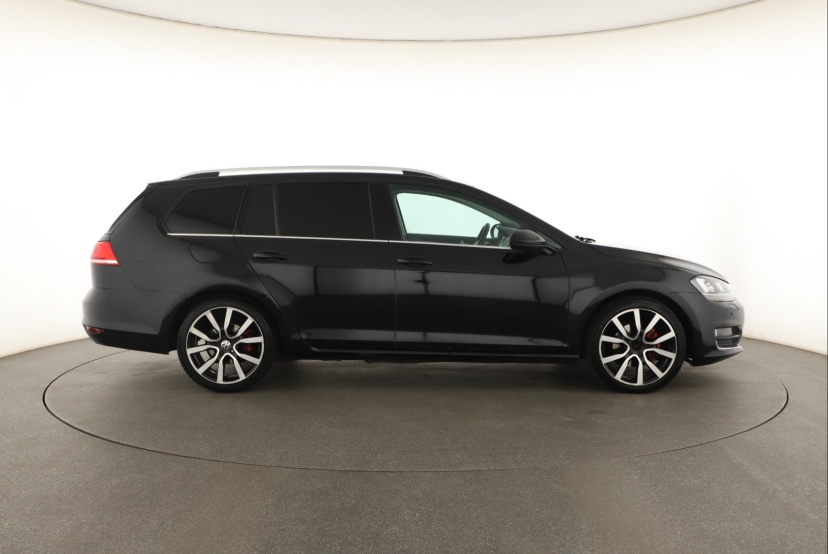 Volkswagen Golf, 2016