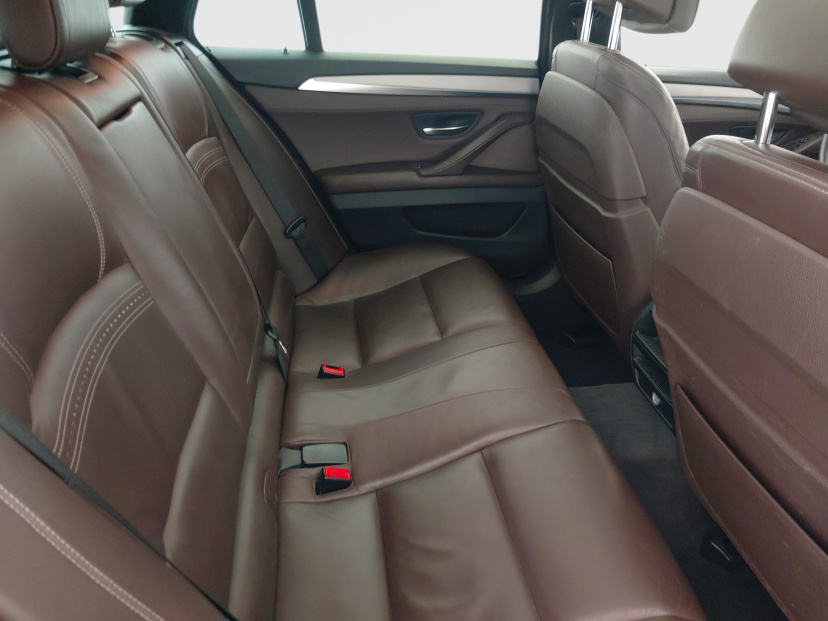 BMW 5, 2016