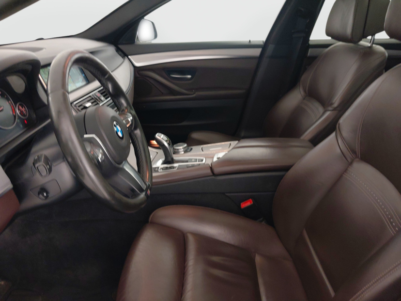 BMW 5, 2016