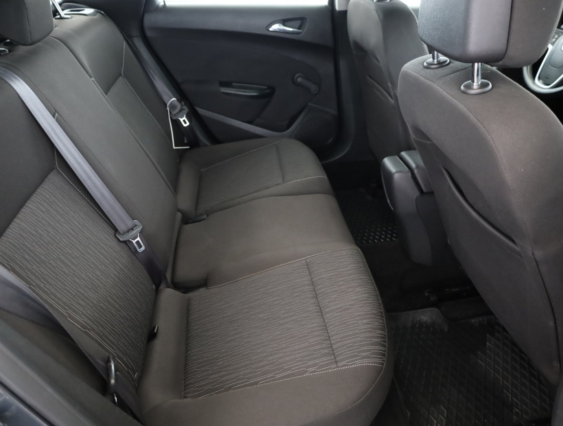 Opel Astra, 2014