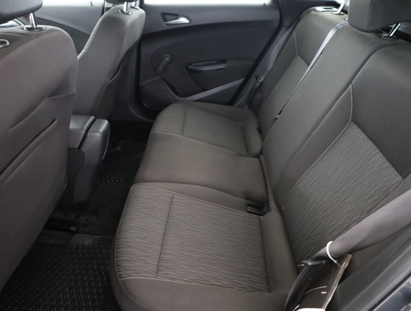 Opel Astra, 2014