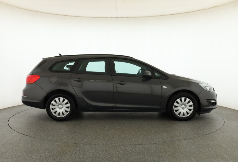 Opel Astra, 2014