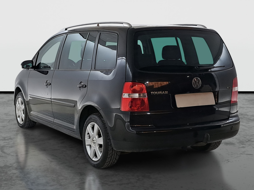 Volkswagen Touran, 2004