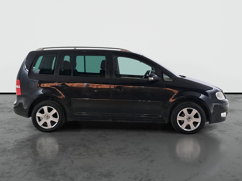Volkswagen Touran, 2004
