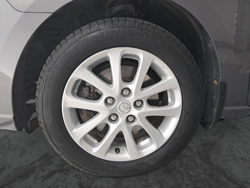 Mazda 5, 2010