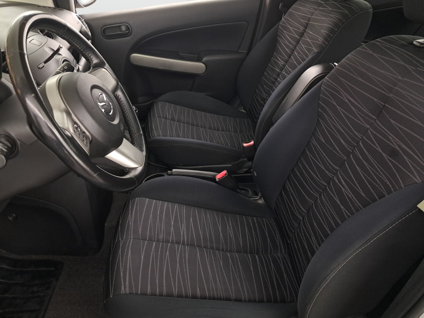 Mazda 2, 2008