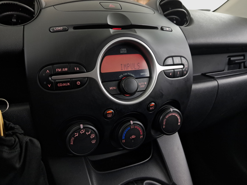 Mazda 2, 2008
