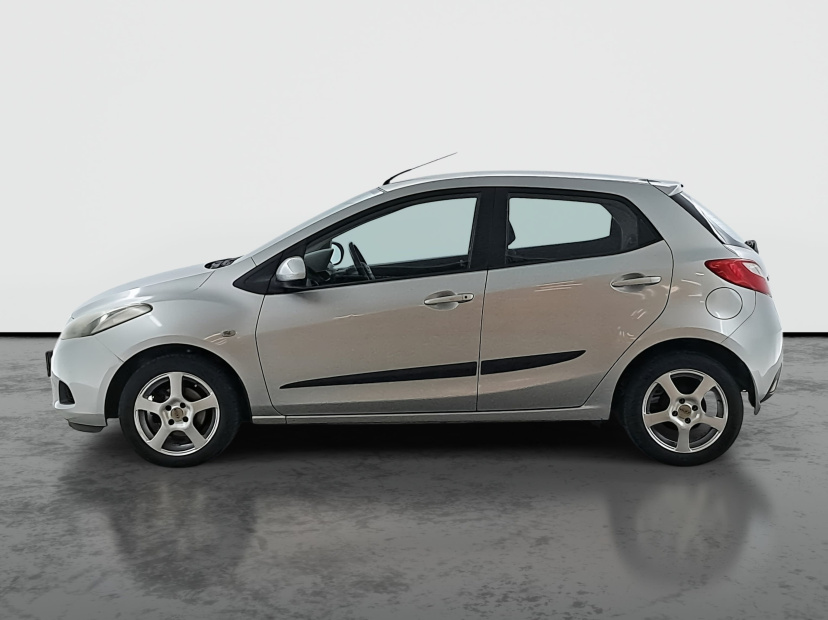 Mazda 2, 2008