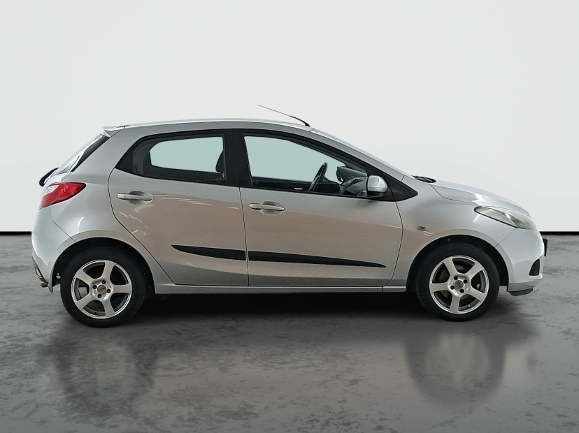 Mazda 2, 2008