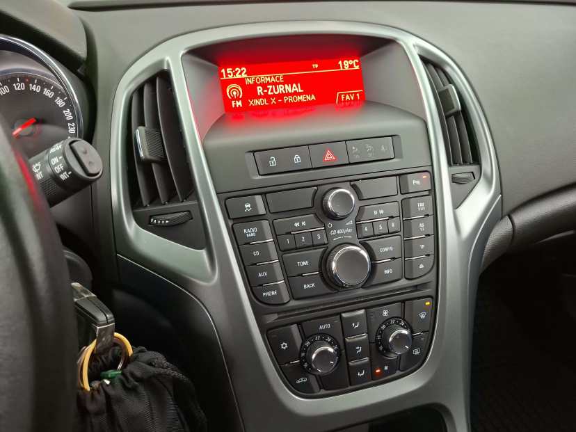 Opel Astra, 2014