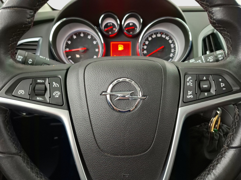 Opel Astra, 2014