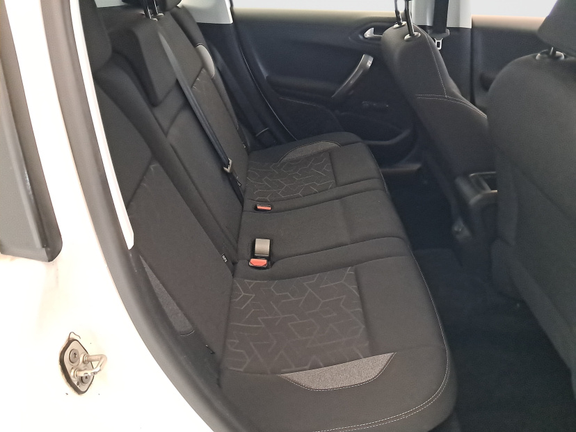 Peugeot 2008, 2017